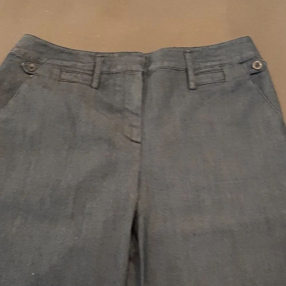 New Directions Blue Cuffed Capris - Picture 2 of 11
